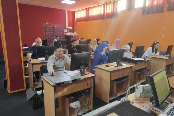 the-english-final-exam-for-phd-students-conducted-on-october-30th-2a7b9d688-7cb9-f602-af7a-439332d252f9-600-40074C22A4C-97C1-EFD7-1AFD-13AF5C90FBBE.jpg