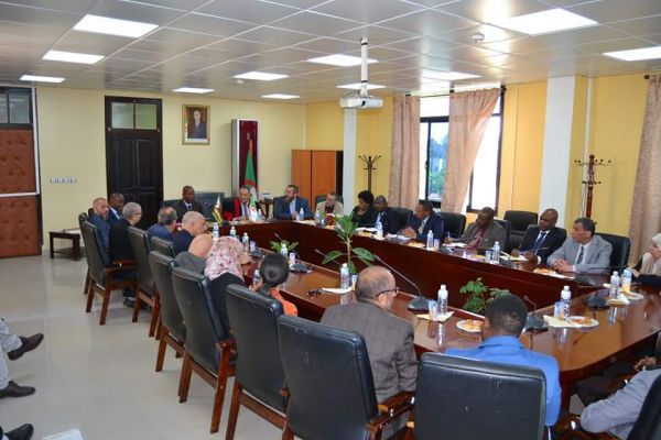 visite-embassade-zimbaboui-14B92B386D-C46D-60C9-91C8-AF7AFAF5453C.jpg