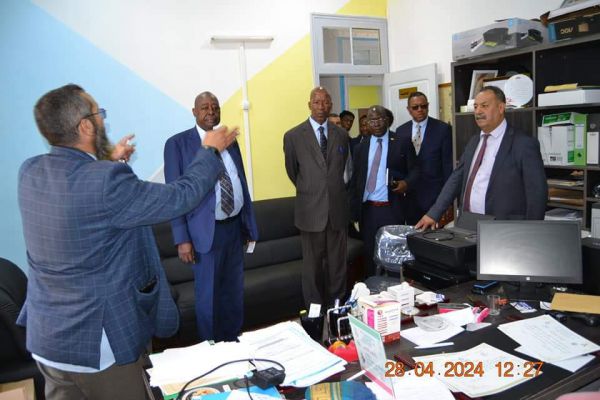 visite-embassade-zimbaboui-228F2329F8-0A7A-A6BF-9CCB-40005DD9DEB8.jpg