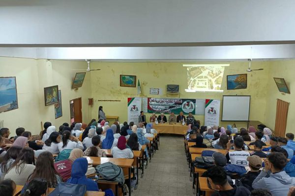 conference-pour-les-future-bacheliers-30-avril-76DD4A15E-EE75-5E95-DC86-02534B1A9C1F.jpg